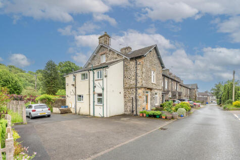 2 Low Cottages, Endmoor, LA8 0HB