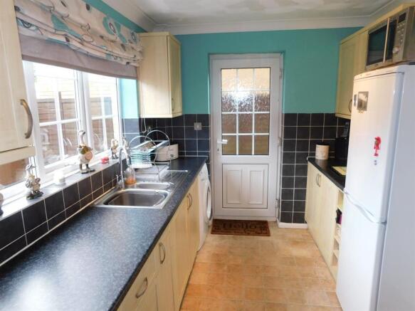 Kitchen 3
