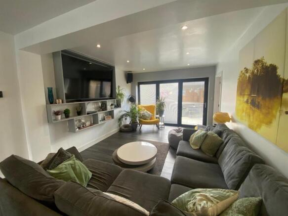 Sitting Room: