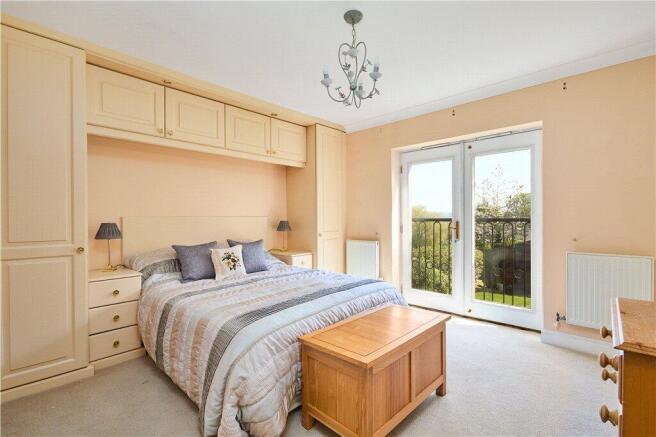 2 bed Apartment for sale Image 7