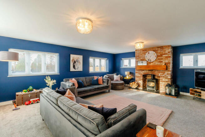 8490357-Interior13-800