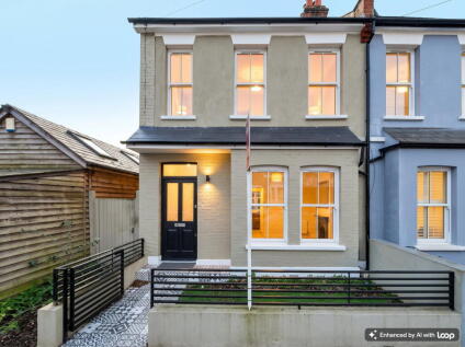 Royal Road, Teddington, TW11 0SD
