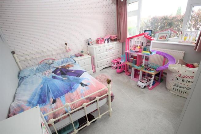 bed 2.jpg