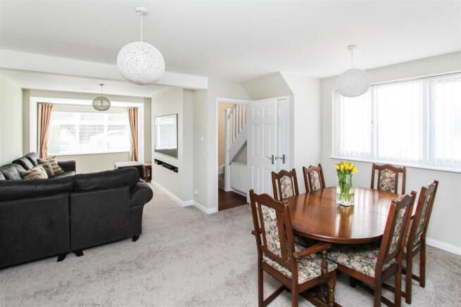 Living/Dining Room.jpg