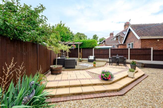 4 bed Detached for sale Image 4