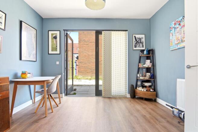 3 bed Semi-Detached for sale Image 5