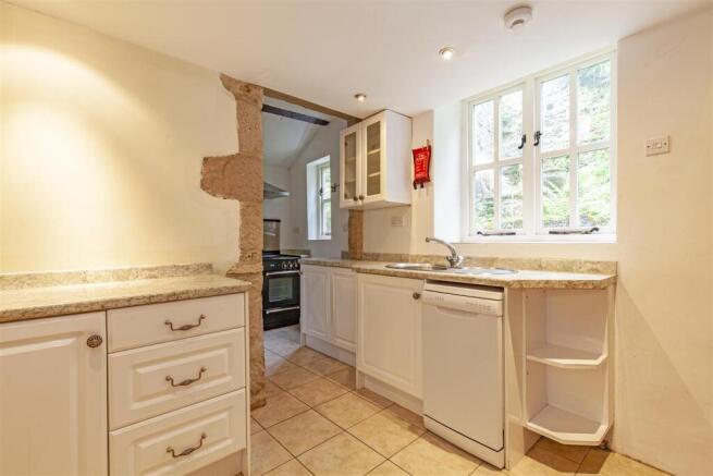 Kitchen-3.jpg
