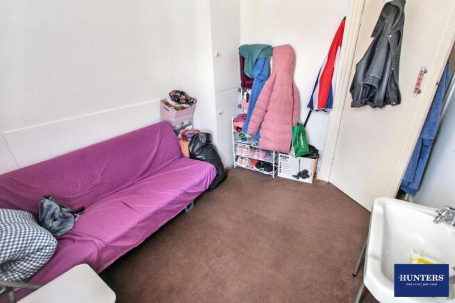 2 bed Terraced to rent Image 9