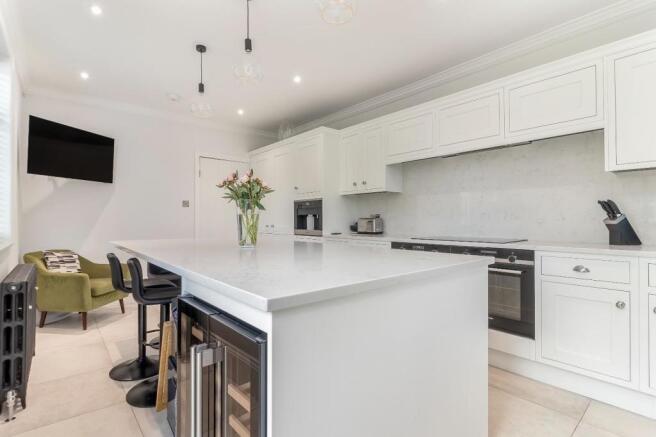 Kitchen - C.jpg