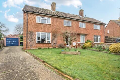 Plowden Way, Shiplake Cross, RG9