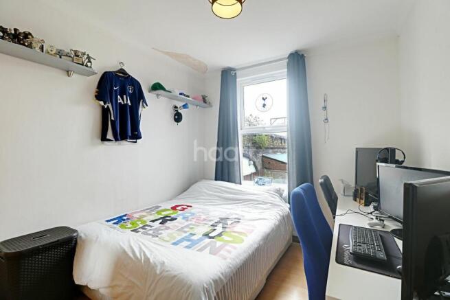 Photo 12