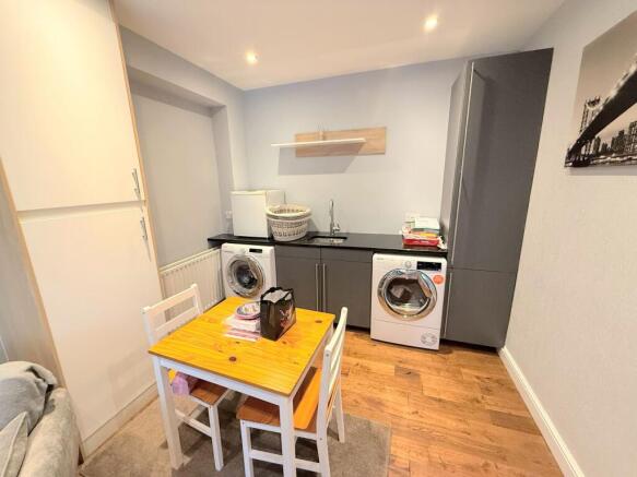 4 bed End of Terrace for sale Image 9