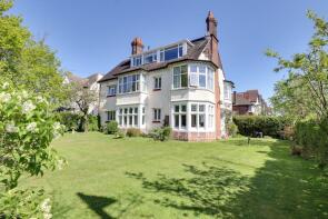 Flat 3, 9, Kings Road, Westcliff-on-sea SS0 8BH