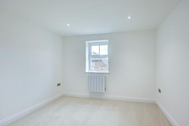 2 bed Apartment for sale Image 8