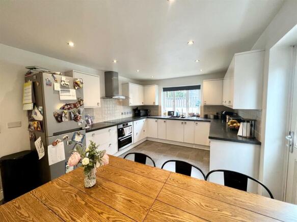 Kitchen Dining Rm.jpg