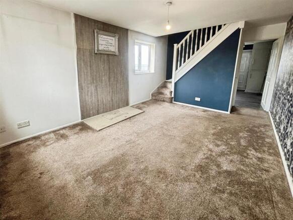 3 bed Semi-Detached for sale Image 6