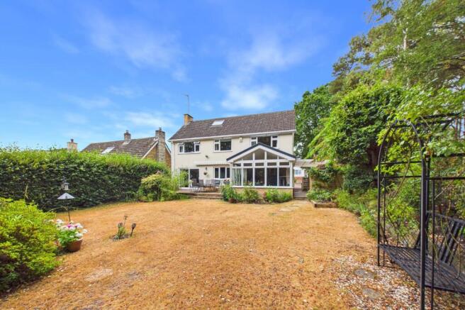 Fairview Drive, Broadstone, Dorset, BH18 photo 4