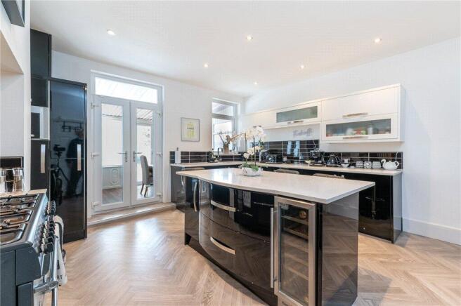 2 bed Terraced for sale Image 9