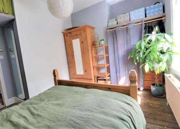 Bedroom 1 (Double)