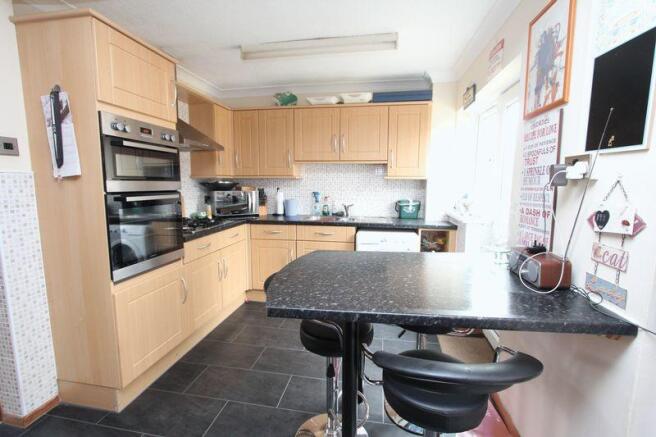 Kitchen/Breakf...