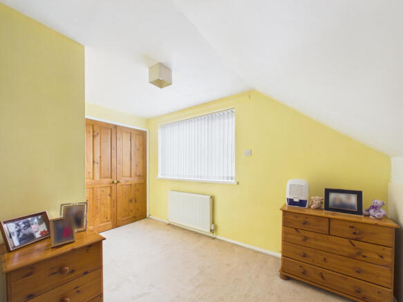 3 bed Semi-Detached for sale Image 11
