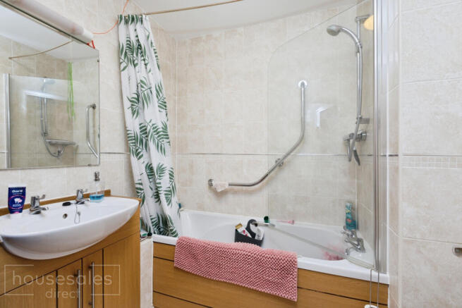 1 bed Apartment for sale Image 5
