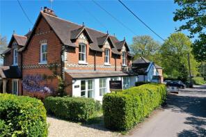 West End House, Bishops Road, Tutts Clump, Reading RG7 6JU