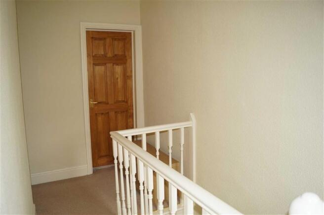 BEDROOM 1 (FRONT)