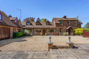 Stable Cottage, Noake Mill Lane, Water End, Hemel Hempstead HP1 3BB