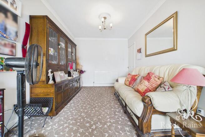 3 bed Bungalow for sale Image 6