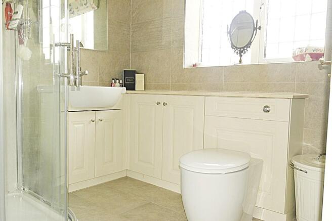 Master En-Suite