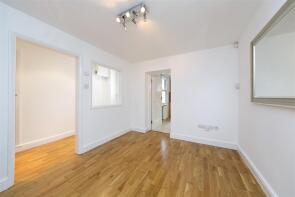 21a, Grosvenor Road, Twickenham TW1 4AD