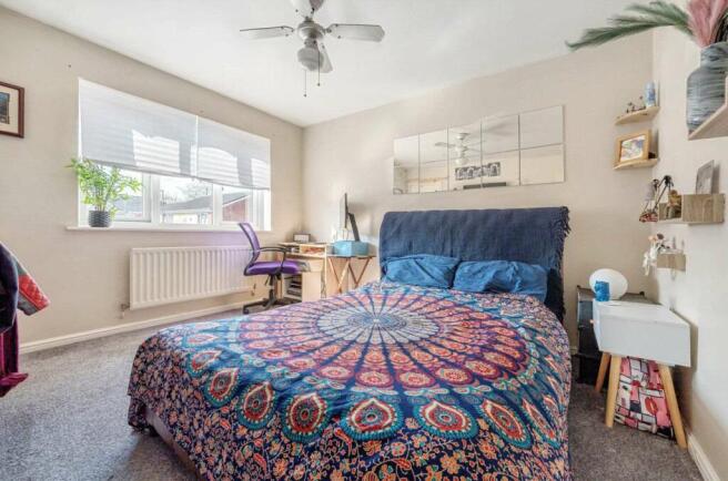 Bedroom 1 (Double)