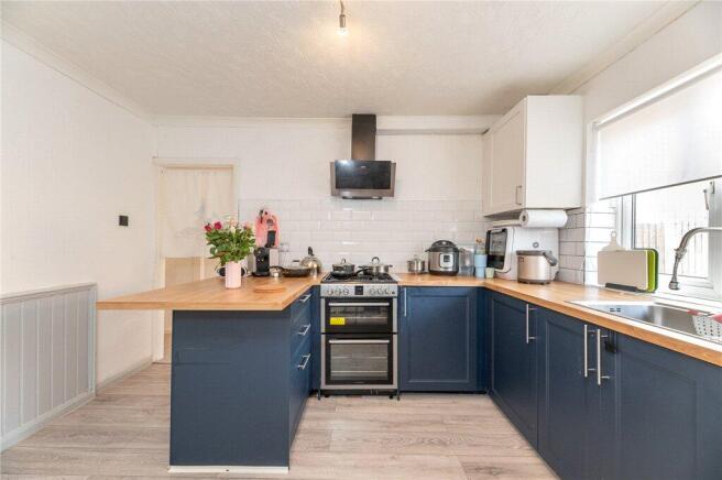 3 bed Terraced for sale Image 7