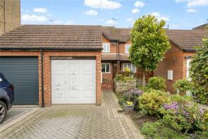 2, Grotto Cottages, Grotto Road, Weybridge KT13 8PX