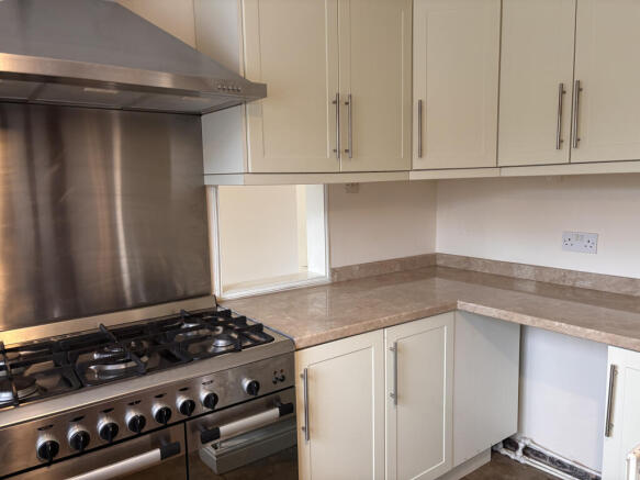 Kitchen (2)