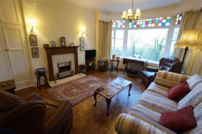 SITTING ROOM