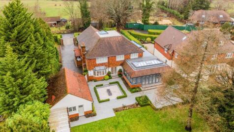 Banstead Village