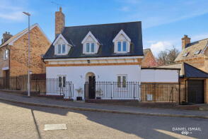 16, Gilbert Drive, Basildon SS16 6SP
