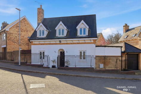 Gilbert Drive, Langdon Hills, Basildon, SS16 6SP
