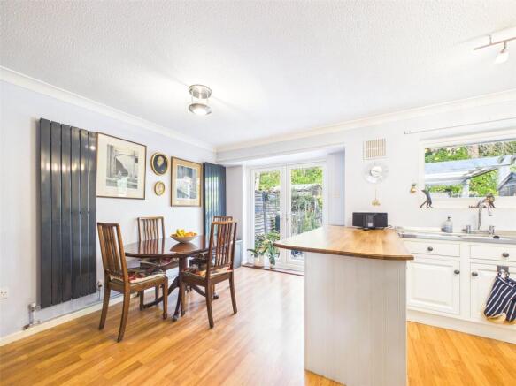 Cuckoo Hill Way, Bransgore, Christchurch, Dorset, BH23 photo 4