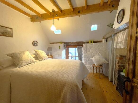 3 bed Cottage for sale Image 4