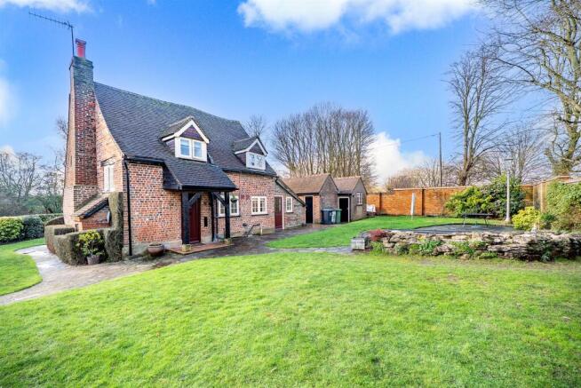 White-Hart-Cottage-1022.jpg colour.jpg