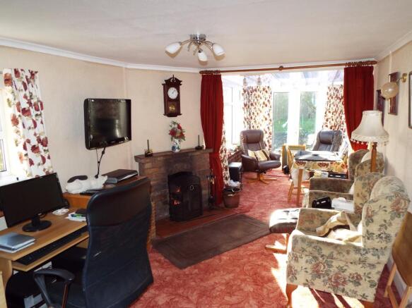 Sitting Room/Conserv