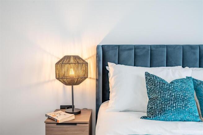 2 bed Penthouse for sale Image 8