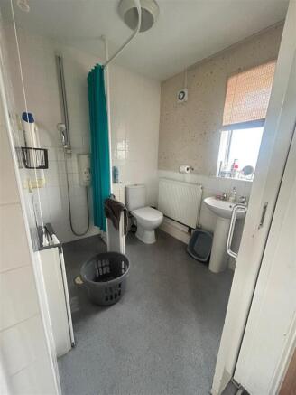 2 bed Semi-Detached for sale Image 7