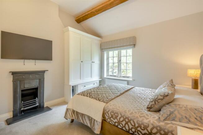 8571523-interior14.jpg