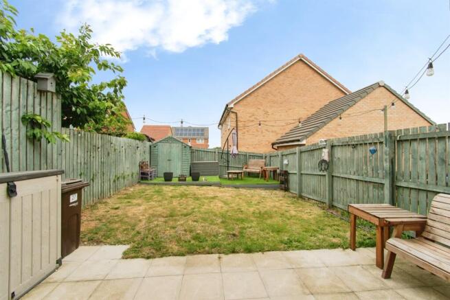 3 bed Semi-Detached for sale Image 4