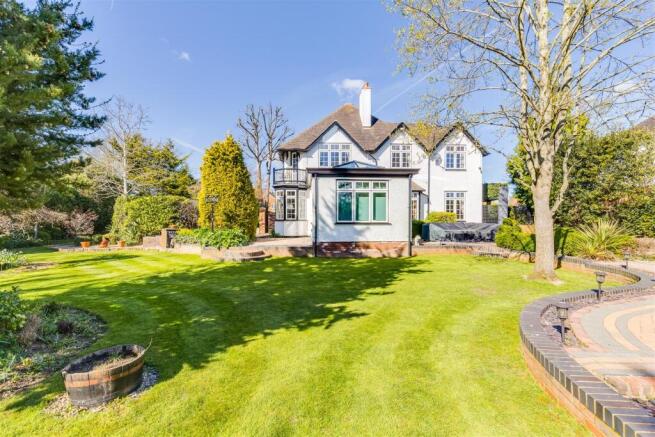 Wilbury Road 103 EXT-9.jpg