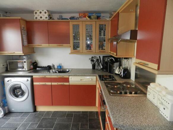 Photo 12